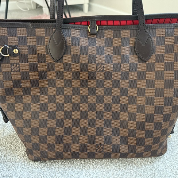 Louis Vuitton Neverfull MM - Picture 7 of 9